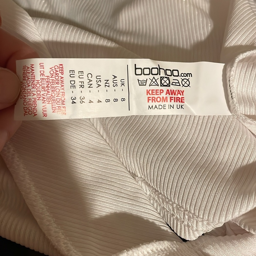 Bundle of Black Women's Leggings & White Cross Front Top! - Picture 3 of 5